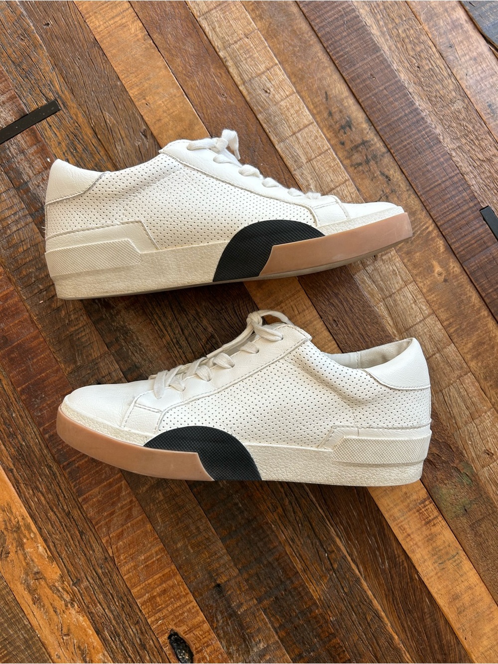 Dolce Vita Harryson Sneakers